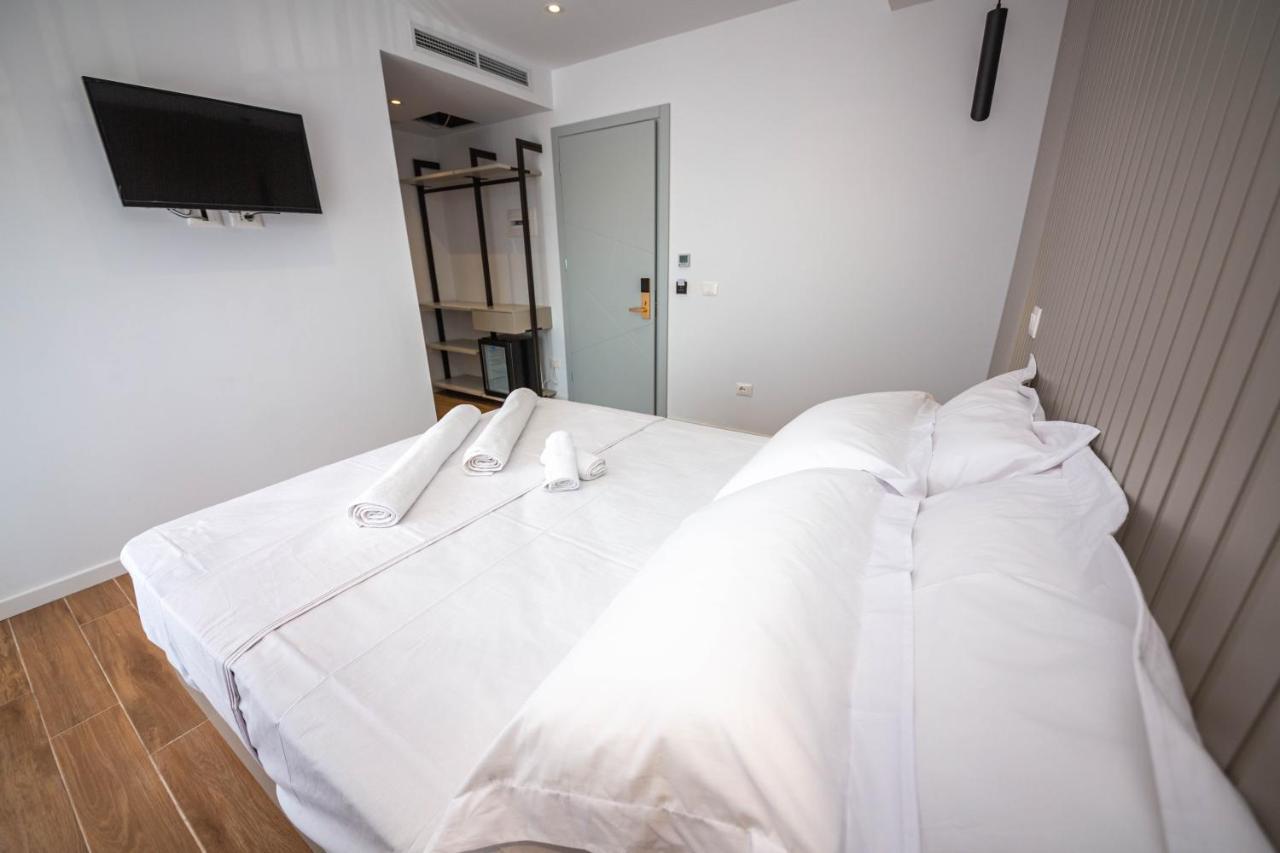 Hesperus Hotel Vlorë Dış mekan fotoğraf