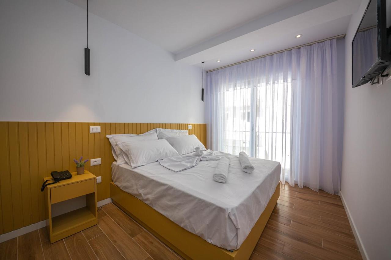 Hesperus Hotel Vlorë Dış mekan fotoğraf